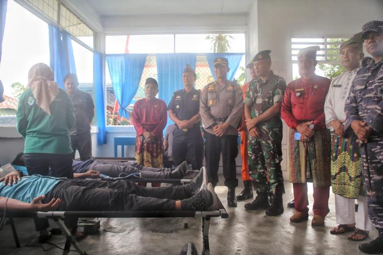 Danlanal Dumai Kunjungi Kampung Bahari Nusantara di Kepulauan Meranti, Ada Kegiatan Bhakti Kesehatan