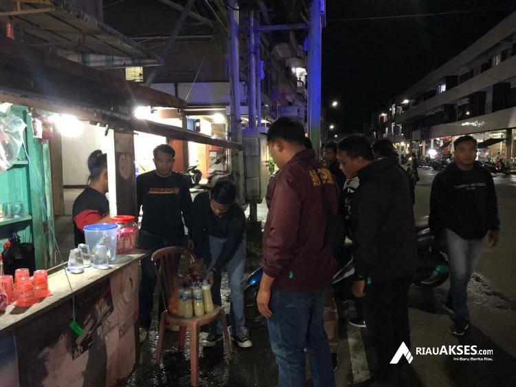 Razia Polres Kepulauan Meranti Sita Puluhan Botol Tuak