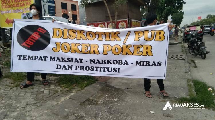 Pemko Pekanbaru Masih Menunggu Putusan BKPM Terkait Izin Joker Poker Pub & KTV