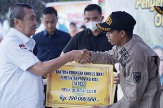 Sebanyak 1.591 Desa di Riau Diguyur Pemprov Duit Rp 278 Miliar