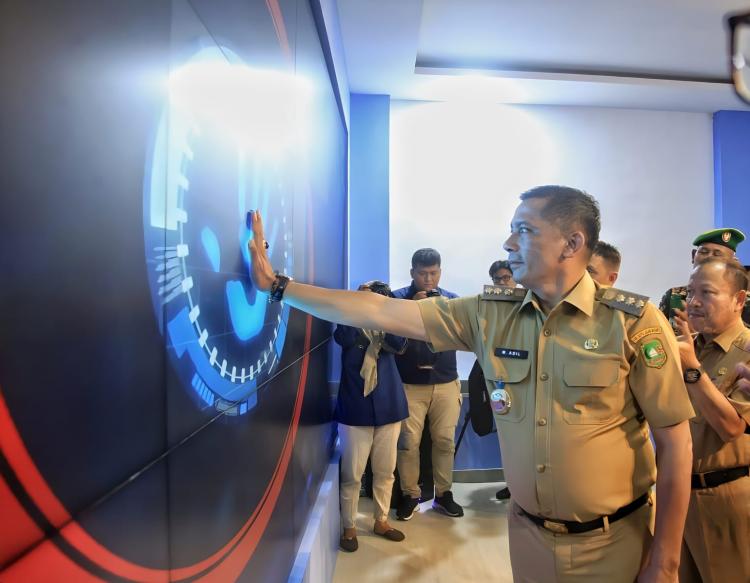 Langkah Kepulauan Meranti Menuju Konsep Smart City, Bupati Resmikan Command Center
