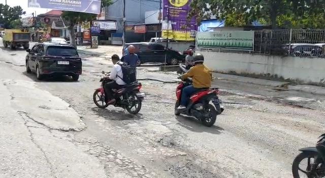 25 Persen Jalan Kota Pekanbaru Rusak, Pemko Anggarkan Rp 20 Miliar Untuk Perbaikan