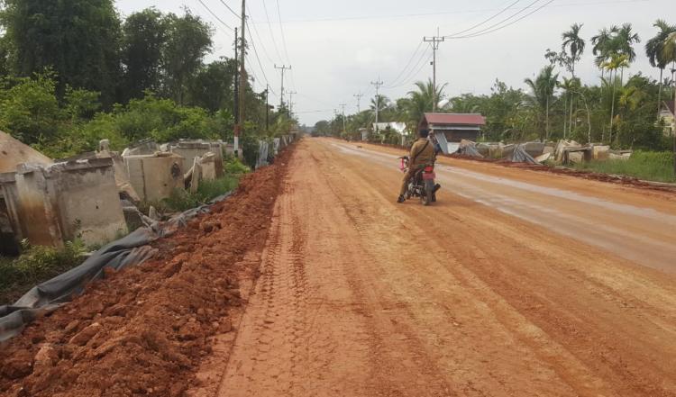 Dua Proyek Jalan Senilai Miliaran Rupiah di Kepulauan Meranti Tak Kelar Hingga Kontrak Habis