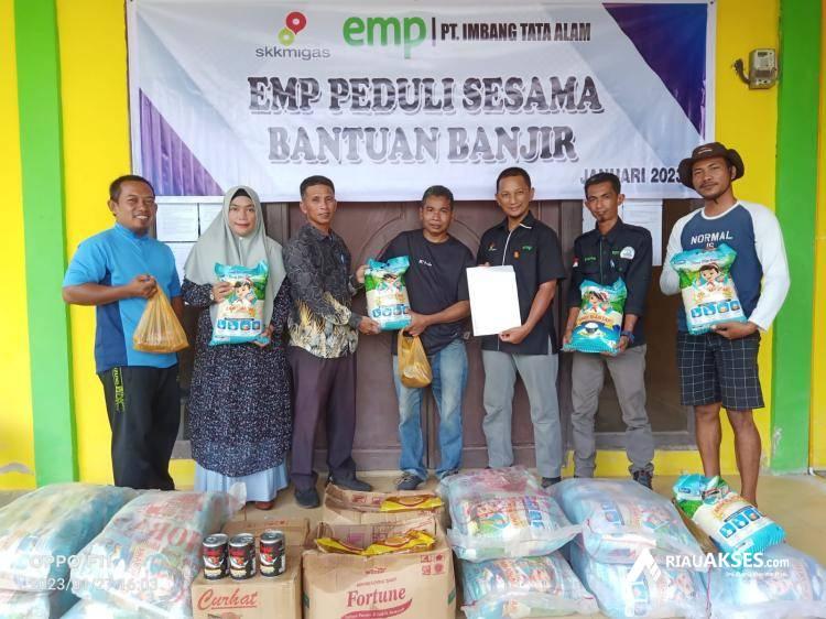 Peduli Korban Banjir, EMP-PT ITA Bagikan 450 Sembako di Kecamatan Tebingtinggi Barat