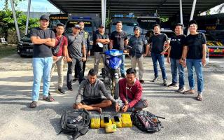 Selundupkan 9 Kilogram Sabu ke Pekanbaru, Dua Tersangka Berhasil Dibekuk Polisi 