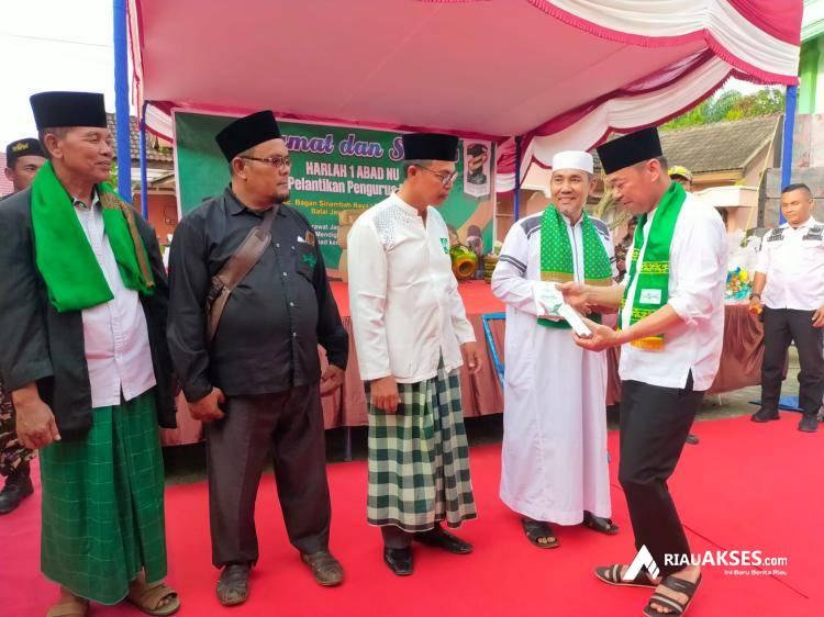 Bupati Rohil Afrizal Sintong Rela Tinggalkan Sidang Paripurna Demi Hadiri Harlah 1 Abad NU di Basira