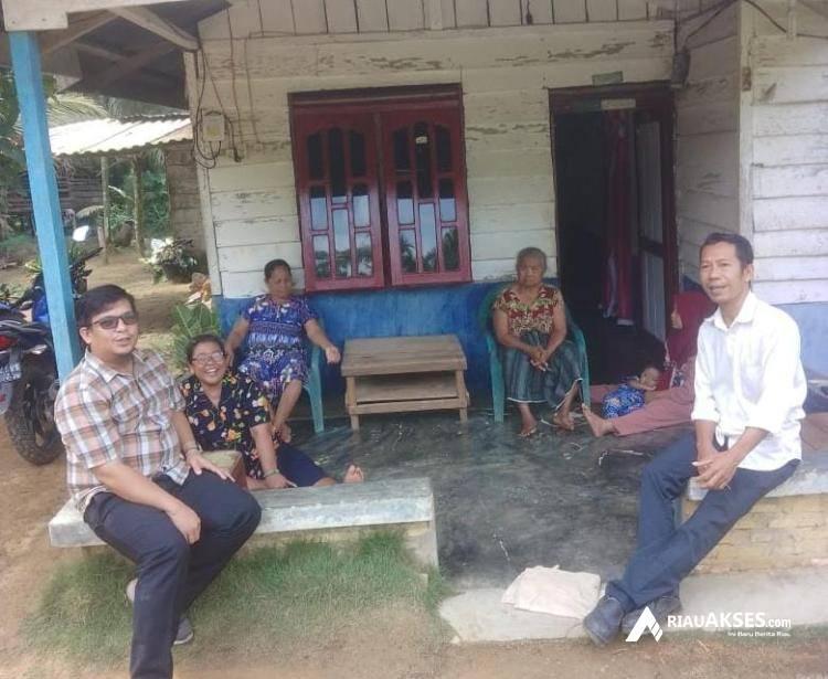 Gantikan Pupuk Kimia, PT SPC Guyur Limbah Organik ke Lahan Kelapa Sawit Masyarakat Rohil