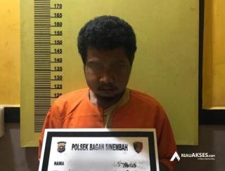 Pria di Rokan Hilir Masukan Sabu ke Dalam Mulutnya Saat Akan Ditangkap