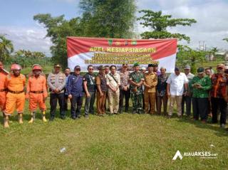 Unsur Pimpinan Kecamatan dan Stakeholder di Rokan Hilir Gelar Apel Siaga Karhutla