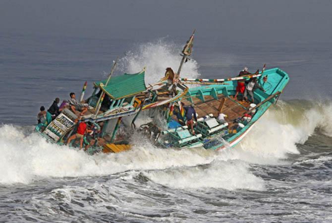 BMKG Imbau Warga Waspada Gelombang Tinggi di Perairan Riau