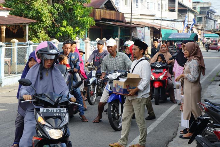 Selama Ramadan, Pemkab Kepulauan Meranti Bagikan Takjil Gratis, Total 21.500 Paket