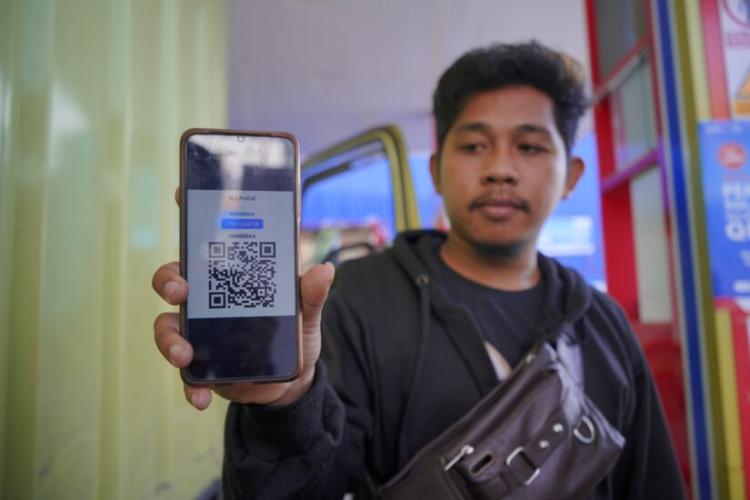 Riau Mulai Terapkan QR Code untuk Pembelian Solar Bersubsidi