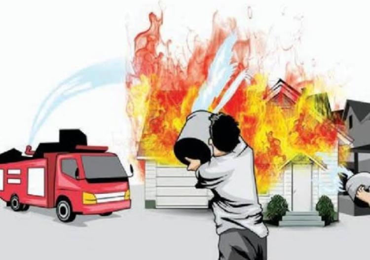 Lagi Lebaran, Rumah di Bangkinang Hangus Kebakaran