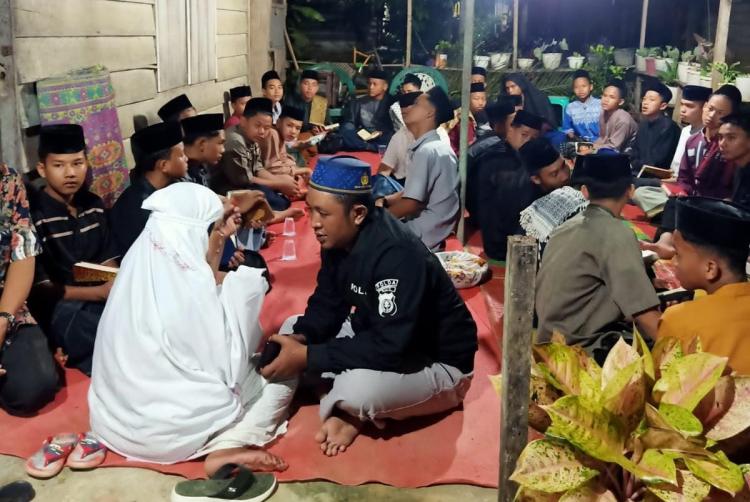 Geger Mahasiswa di Rohil Tewas Disambar Petir Saat Main Handphone Sambil Ngecas