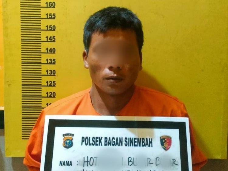 Polisi Tangkap Pria di Rokan Hilir Diduga Cabuli 2 Bocah SD Kemenakan Sendiri.