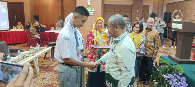 Sejarah 49 Tahun Silam Terulang, Pelajar Selatpanjang Kelvin Ramahenda Terpilih Jadi Anggota Paskibraka Nasional