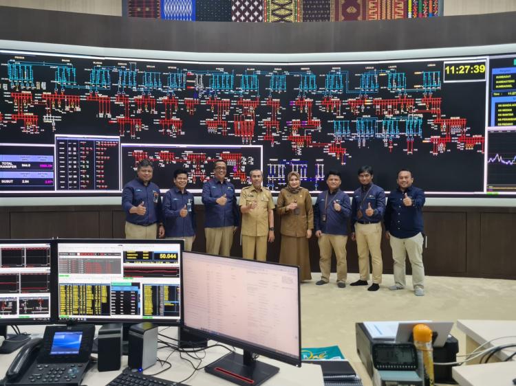 Kunjungi Sumatera Control Center PLN UIP3B Sumatera, Gubernur Syamsuar Apresiasi Keandalan Pasokan Listrik di Riau