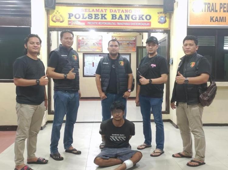 Perampok Gelang dan Kalung Emas di Rohil Ditangkap di Pekanbaru, Urine Positif Narkoba