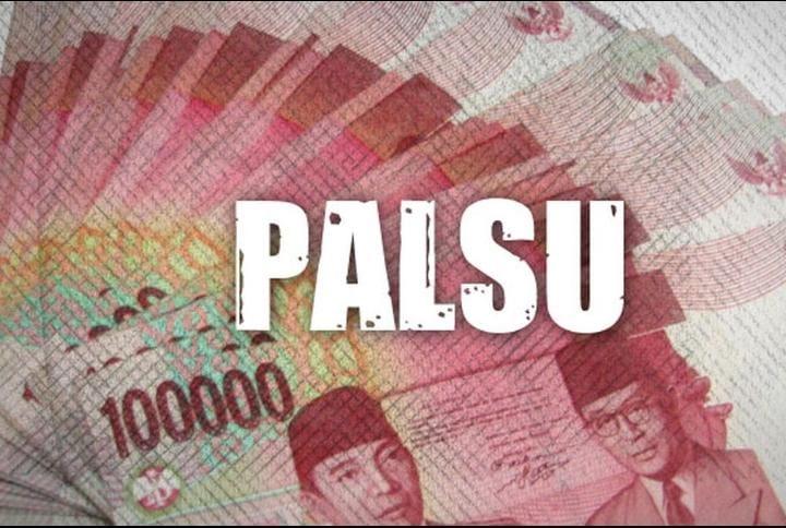 Lansia Pengedar Uang Palsu Di Pekanbaru Diamankan polisi