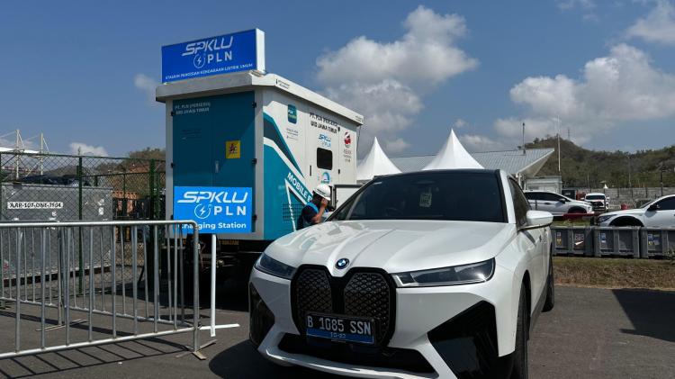 Gunakan SPKLU PLN, Crew Dorna Sport: It