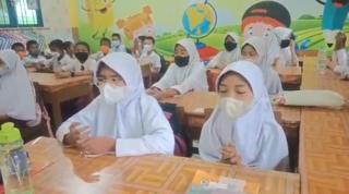 Kabut Asap Mulai Selimuti Kota Pekanbaru, Indra Pomi Sebut Sekolah Diliburkan  Bila  Kondisi Udara Memburuk