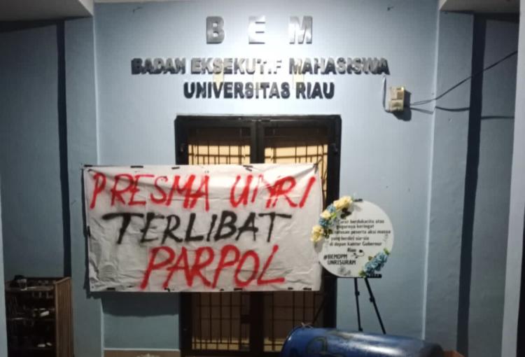 Heboh Presma dan Ketum DPM Unri Diduga Jadi Relawan Parpol, Gubma FISIP: Menjilat Demi Kelancaran Pergerakan!