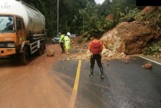 Musim Penghujan, Ini 8 Kabupaten dan Kota di Provinsi Riau Rawan Longsor