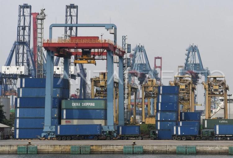 Neraca Perdagangan Riau Surplus USD 1,31 di Desember 2023