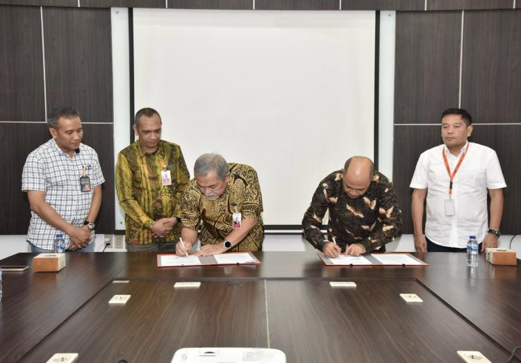 Tingkatkan Layanan Pembayaran PBB-P2 dan Pajak Lainnya, BRK Syariah Lakukan PKS dengan PT Pos Indonesia