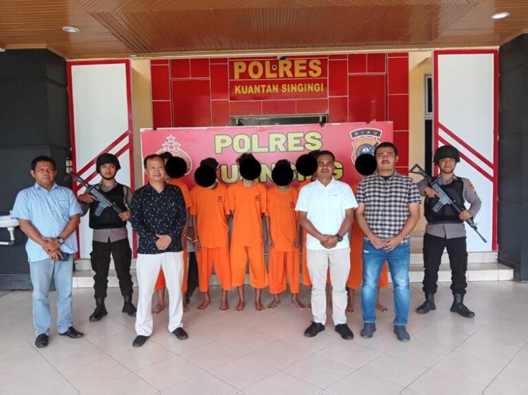 6 Pria di Kuansing Rudapaksa Wanita di Bawah Umur, Korban Dipaksa Tenggak Minuman Keras