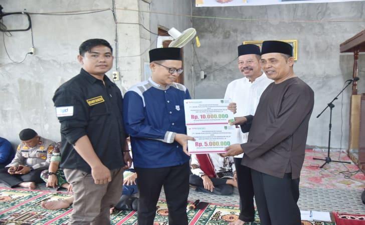 BRK Syariah Serahkan CSR Untuk Tingkatkan Sarana Dan Prasarana Masjid