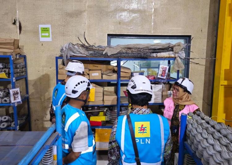 Care for Asset: Senior Manager Keuangan, Komunikasi, dan Umum PLN UIP3B Sumatera Kunjungi UPT Bengkulu