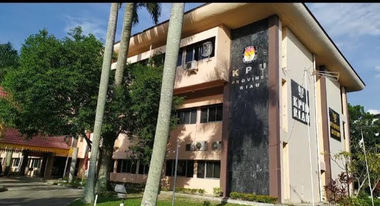 Dana Pilkada 2024 Bersisa Rp53,7 Miliar, KPU Riau Kembalikan ke Kas Daerah