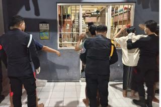 Libatkan TNI, Petugas Lapas Selatpanjang Geledah Sel Tahanan