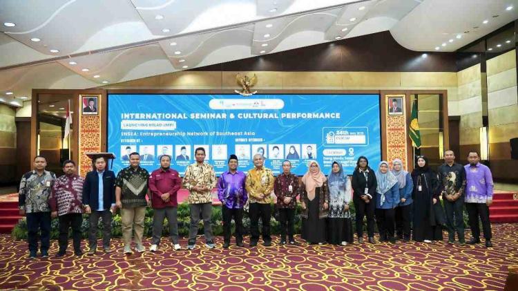 BRK Syariah Hadirkan Solusi Pembinaan UMKM dalam Konferensi Wirausaha ASEAN