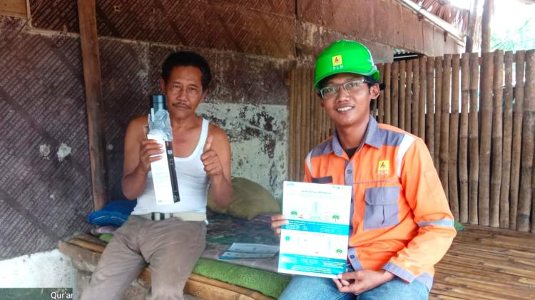 Pastikan Keselamatan Warga, PLN UPT Bengkulu Lakukan Pengukuran Medan Magnet dan Listrik Serta Edukasi Bahaya Listrik kepada Warga