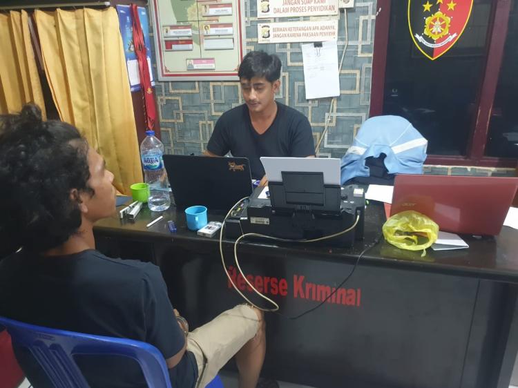 Di Balik Pangkas Rambut, Luka Itu Terjadi:  Tukang Cukur di Kepulauan Meranti Cabuli Anak di Bawah Umur