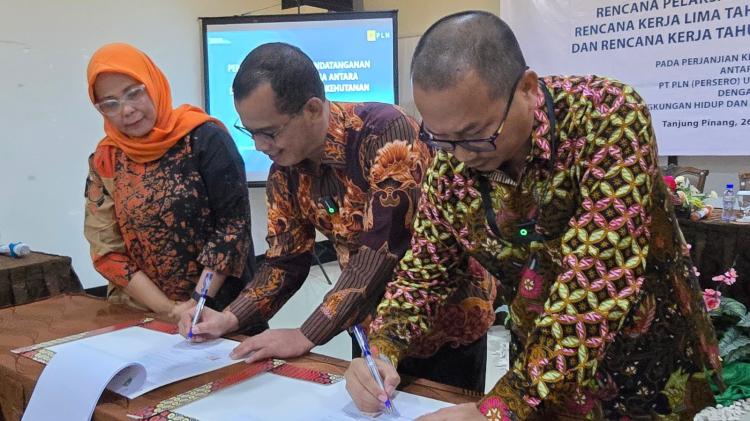 Demi Jaga Kelestarian Tahura, PLN Teken PKS dengan DLHK Provinsi Riau
