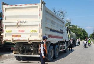 34 Truk ODOL Terjaring Operasi Gabungan di Ruas tol Pekanbaru-Bangkinang-XIII Koto Kampar
