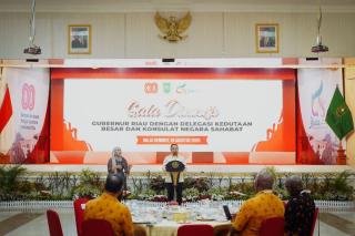 Pacu Jalur Siap Digelar, Gubri Abdul Wahid Kenalkan Riau kepada Delegasi Kedutaan Besar