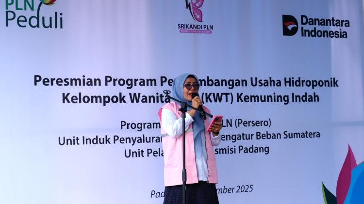 PLN UIP3B Sumatera Wujudkan Pemberdayaan Perempuan Melalui Green House Hidroponik KWT Kemuning Indah