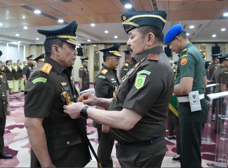 Sutikno Dilantik Jadi Kajati Riau, Jaksa Agung: Kajati-Kajari yang Minim Penanganan Korupsi Langsung Dievaluasi!