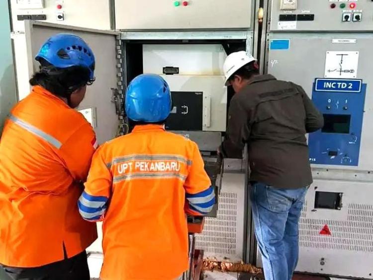Semangat Sumpah Pemuda, PLN Pastikan Keandalan Sistem Listrik melalui Rekomisioning SLO Kubikel 20 kV di GI Dumai
