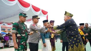 Tongkat Komando Diserahkan Kapolda Riau dan Pangdam, Dubalang Resmi Bertugas