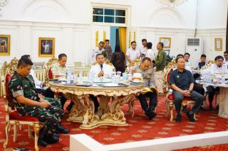 Menteri Lingkungan Hidup Tegaskan Pemulihan TNTN Tak Membabibuta, Janji Bertindak Humanis