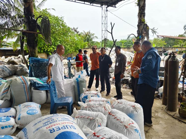 Kementerian Lingkungan Hidup RI Tinjau TPA Bagan Batu, Dorong Persiapan Menuju Adipura