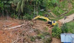 Polda Riau Kirim Alat Berat ke Lokasi Bencana Alam di Sumbar, Termasuk Kontainer Pendingin Jenazah