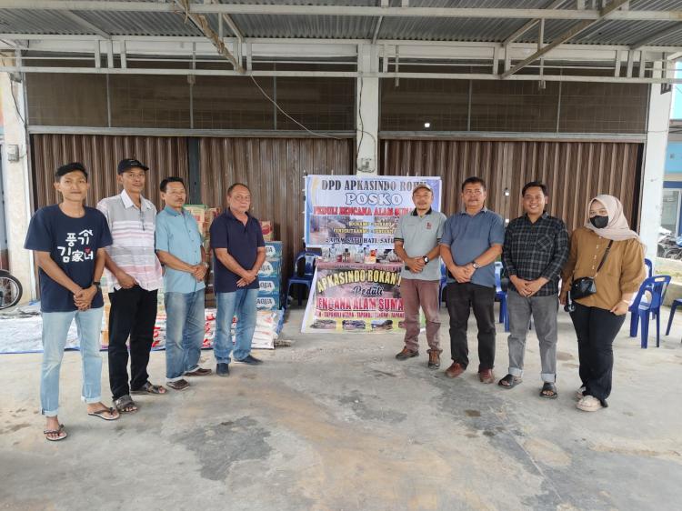 Apkasindo Rohil Buka Posko Peduli Bencana Alam Sumatera