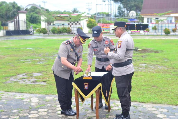 Gerbong Mutasi Bergerak, Polres Kepulauan Meranti Segarkan Jajaran Perwira, AKBP Aldi Harapkan Polisi Dicintai Masyarakat