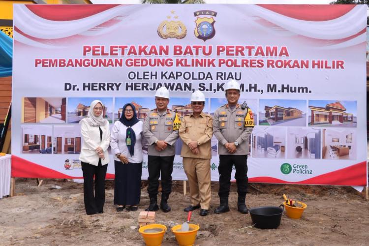 Kapolda Riau Resmikan MPP Presisi dan Letakkan Batu Pertama Pembangunan Klinik Polres Rohil